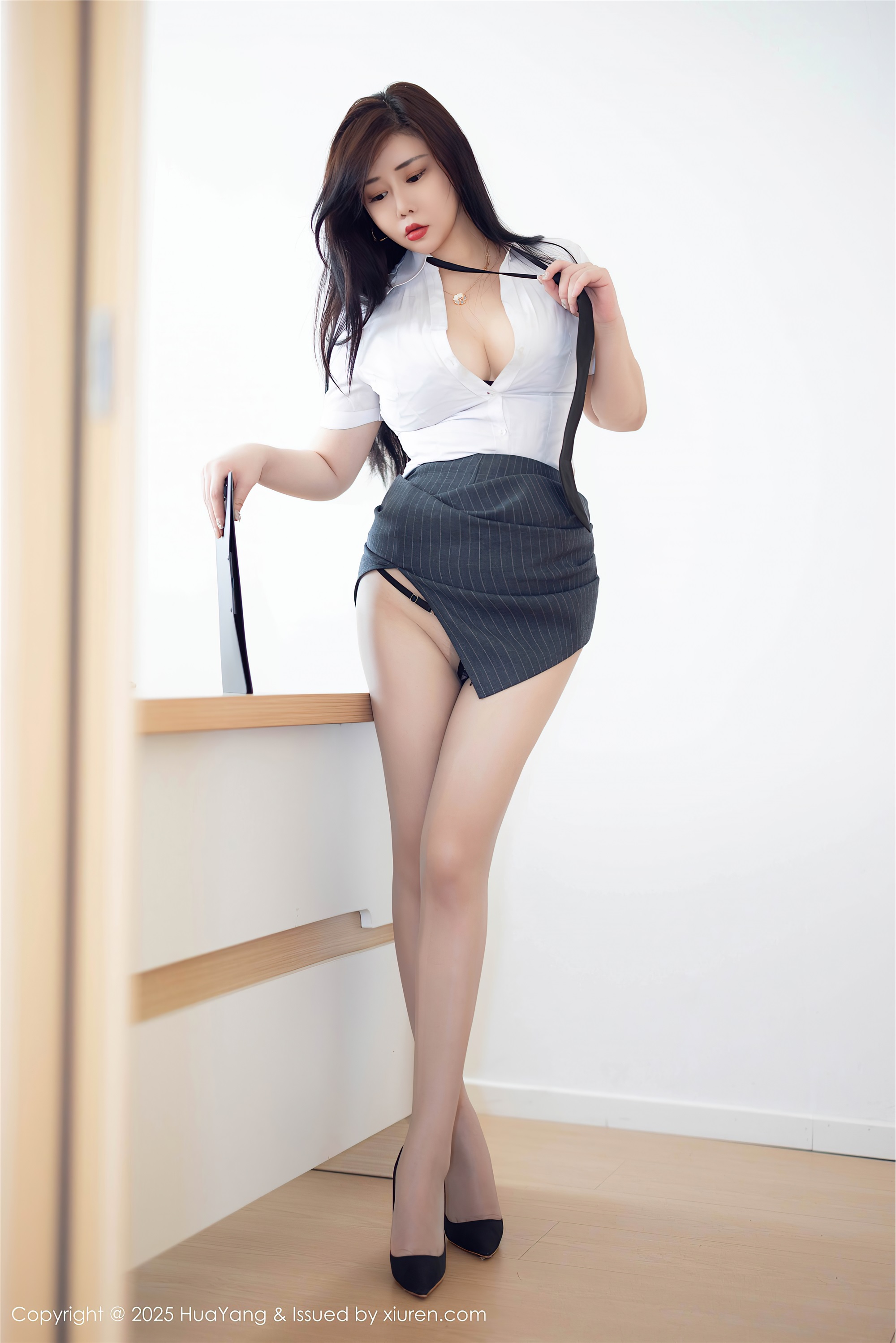 HuaYang花漾show 2025.11.06 VOL.650 王婉悠Queen